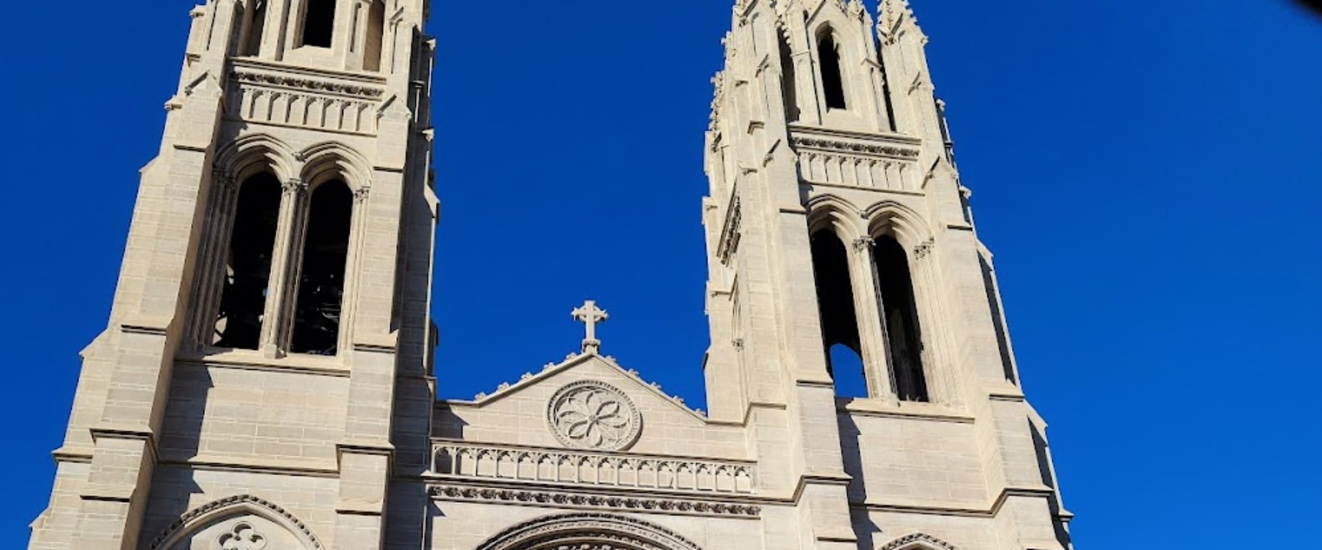 Exploring the Religious Diversity of Pinellas County's Cathedrals: A Local Expert's Perspective